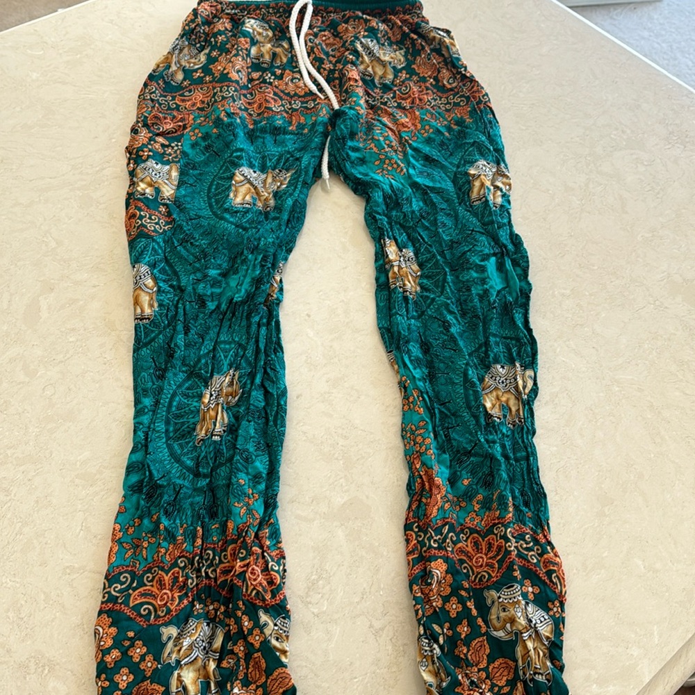 ✨BEUTIFUL BOTTOMS FOR SALE✨